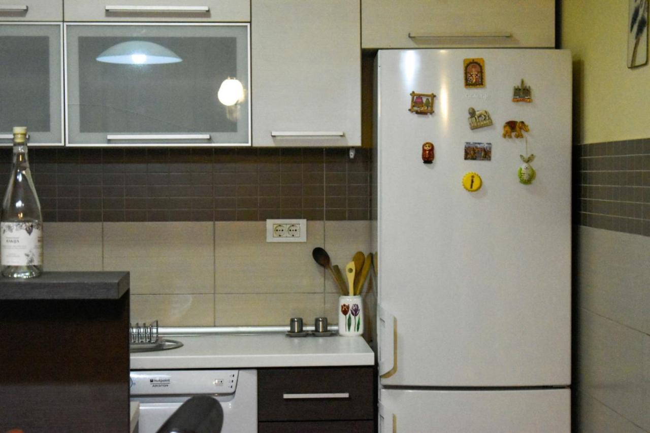 Apartman Sara 2 Podgorica Esterno foto