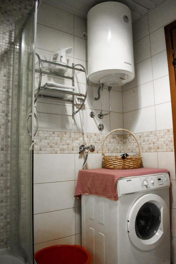 Apartman Sara 2 Podgorica Esterno foto