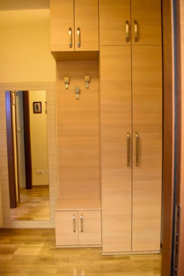 Apartman Sara 2 Podgorica Esterno foto